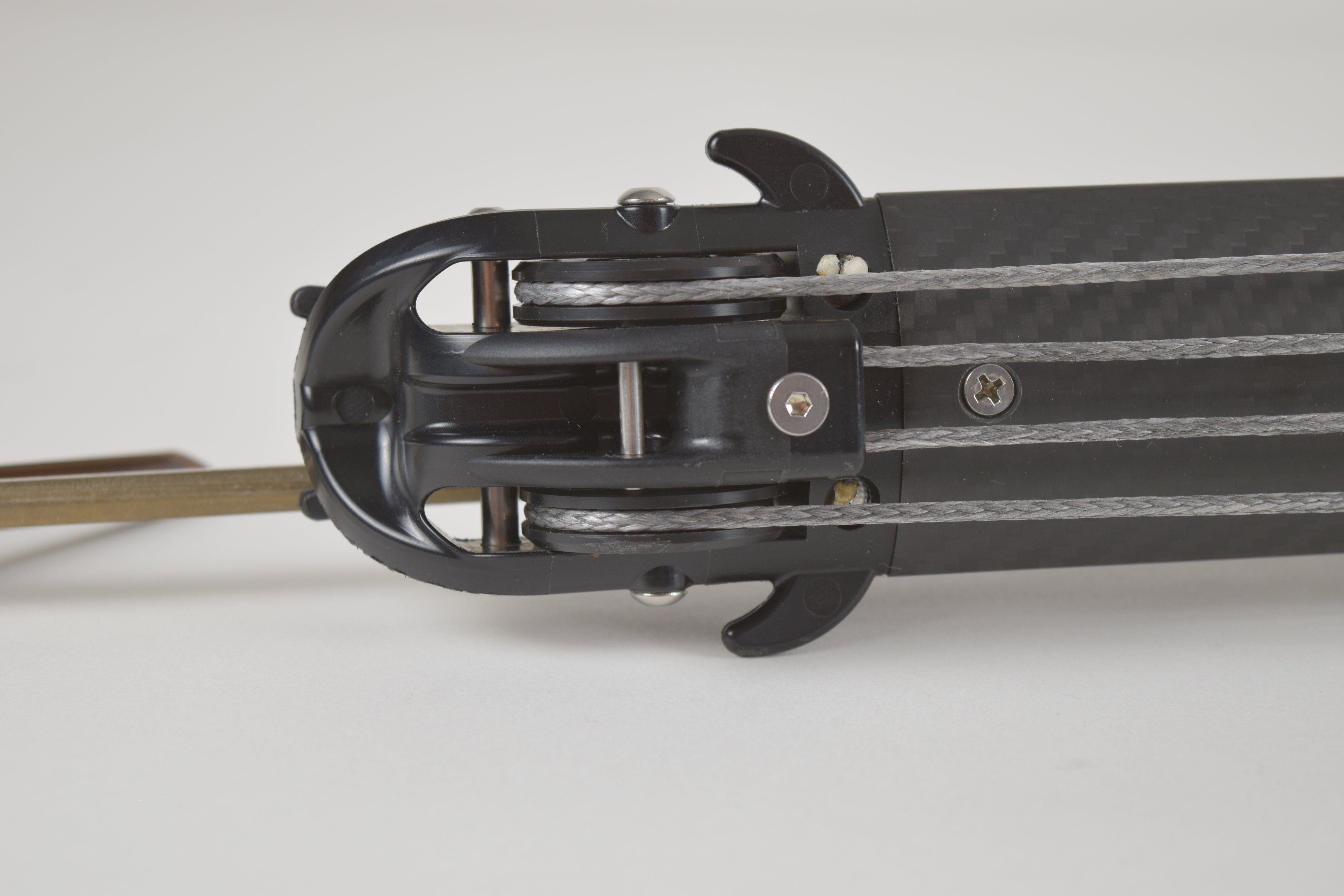 Iron Carbon Vela Inverted Roller