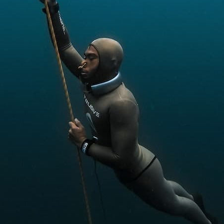 imgi_5_Alchemy_Heavy_Silicone_Freediving_Neck_Weight_2-1693984854.jpg